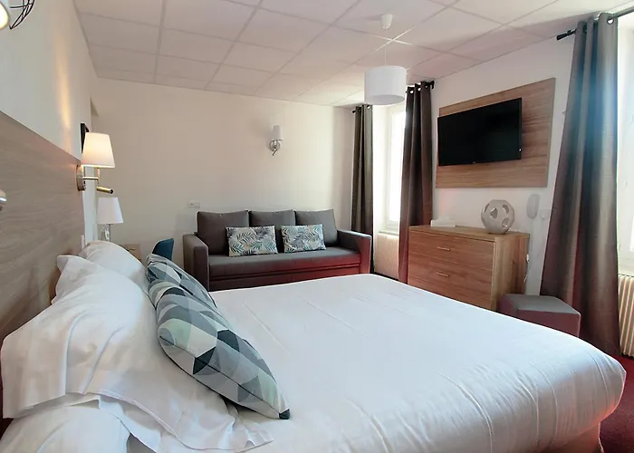 Les Marronniers Otel 3*