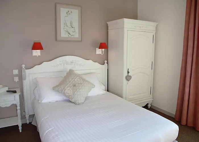 Otel Les Marronniers Thueyts