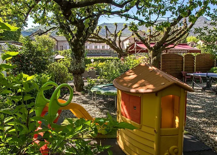 Les Marronniers Otel