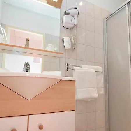 Hotel Les Marronniers 3*