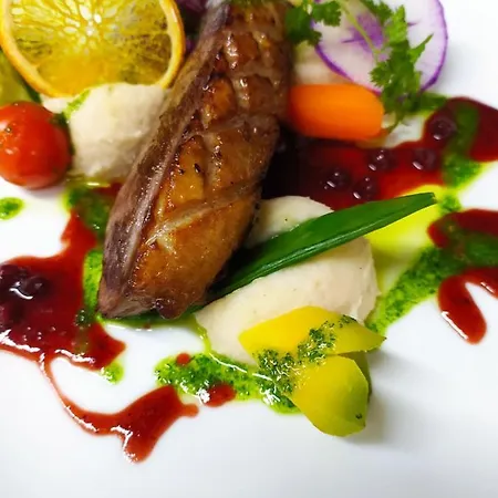 Les Marronniers Hotel 3*