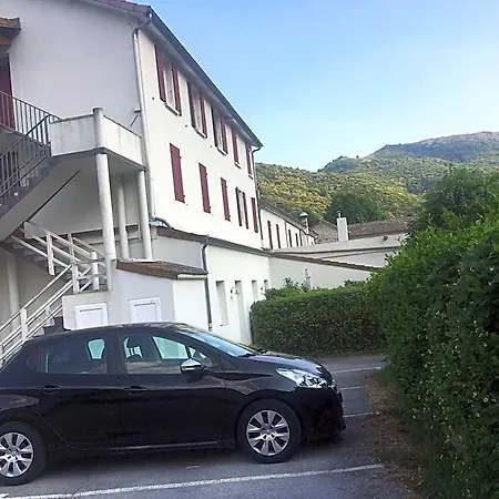 Les Marronniers